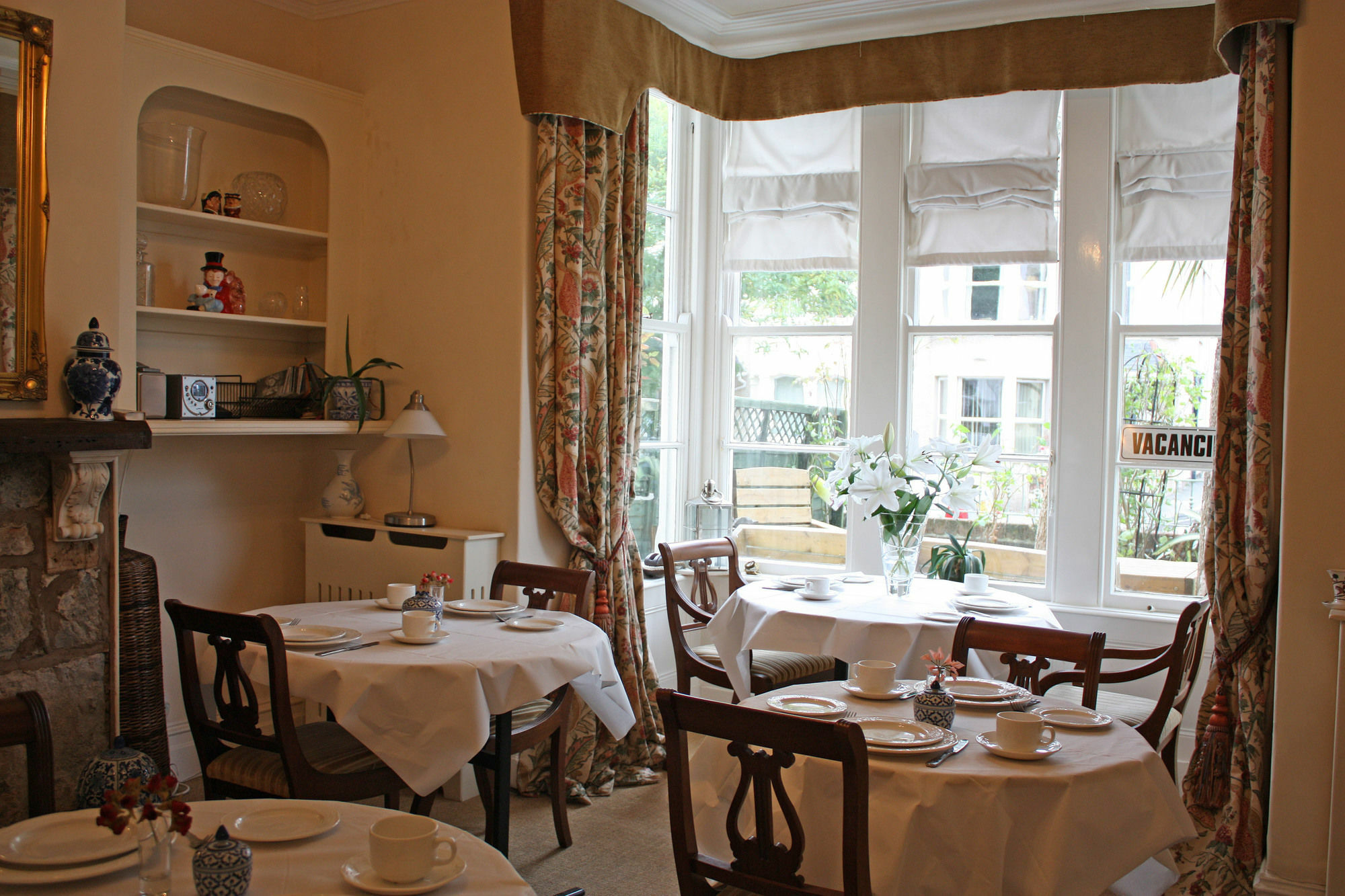 Harringtons At 14 Hotel Llandudno Buitenkant foto